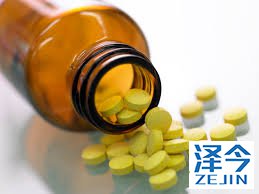 服用易瑞沙的同时可以再服用中药吗？